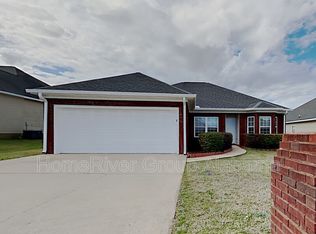 174 Azalea Ln, Moundville, AL