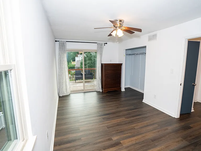 6589 Bunker Oak Trl — Photo 12