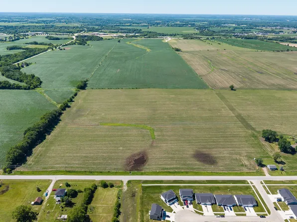NE 27th Ave, Altoona, IA 50009