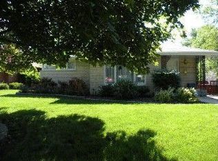 4613 Cumnor Rd, Downers Grove, IL 60515