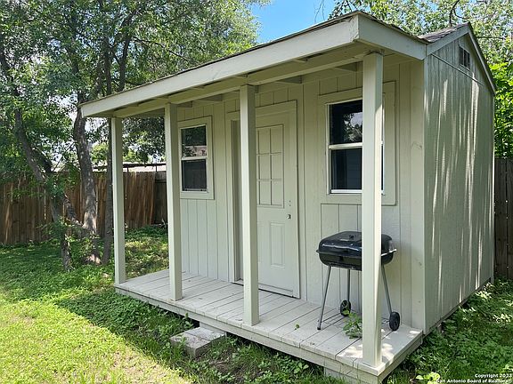 4th image of 7434 FIELDGATE DR