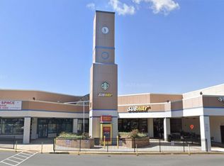 18308 Streamside Dr APT 304, Gaithersburg, MD 20879