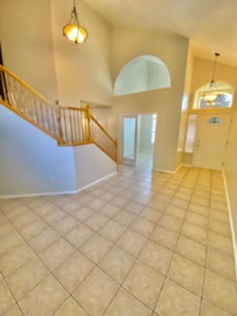 Building Photo - 9505 Chatfield Ct
