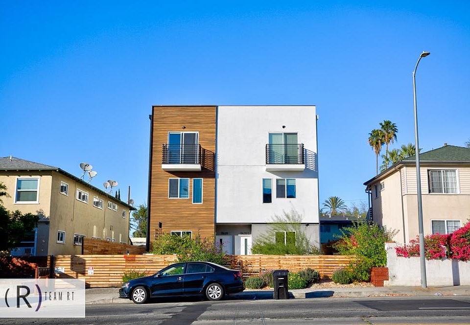 1st image of 11639 Burbank Blvd