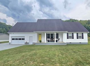 64 Candy Ln, Grayson, KY 41143