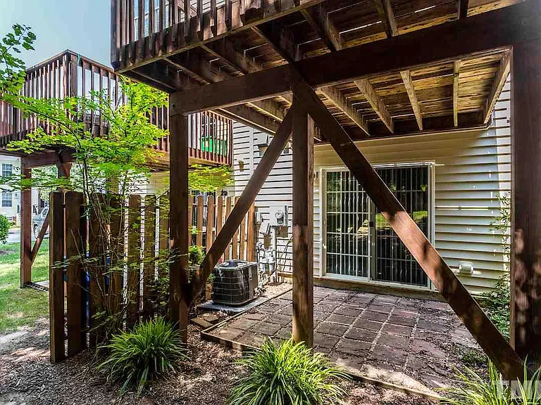 4717 Longhill Ln — Photo 19