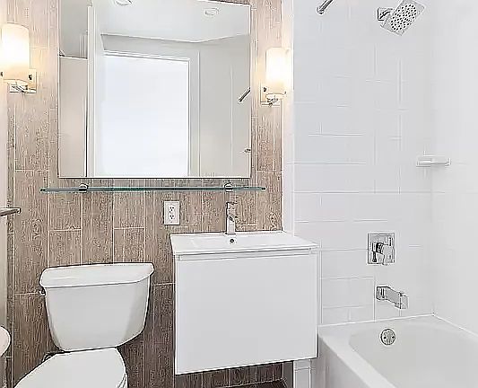 5th image of 50 Murray St APT 815