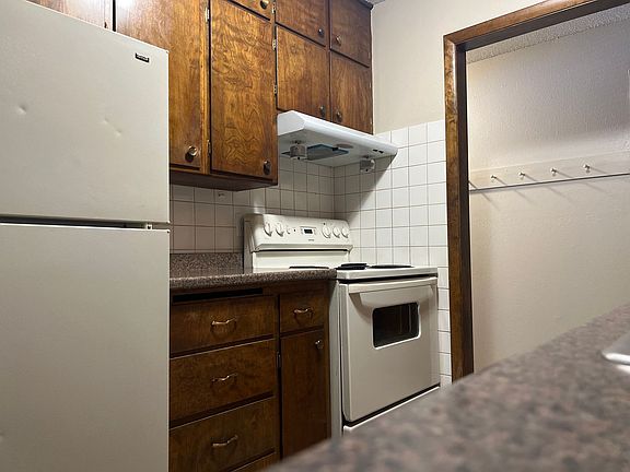 2nd image of 515 30th Ave S APT 17