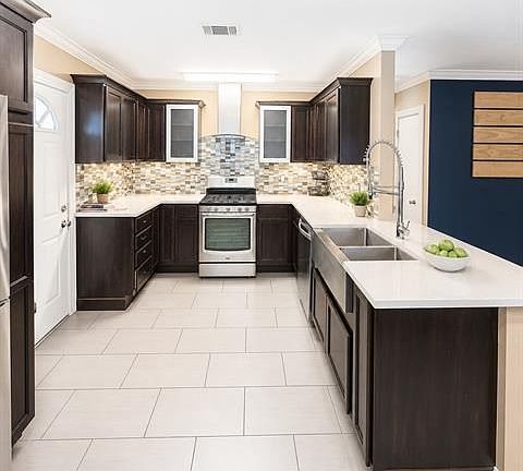 2nd image of 109 Vista Dr