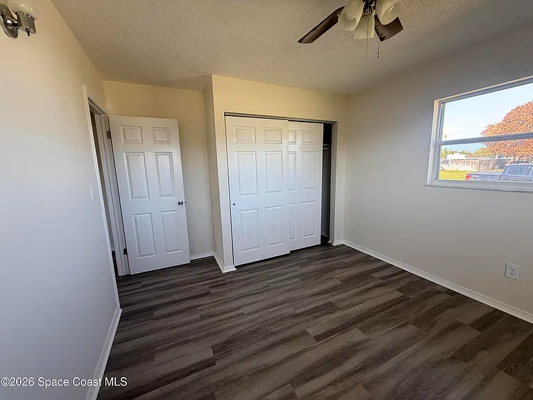 2780 Floresta Dr NE — Photo 6