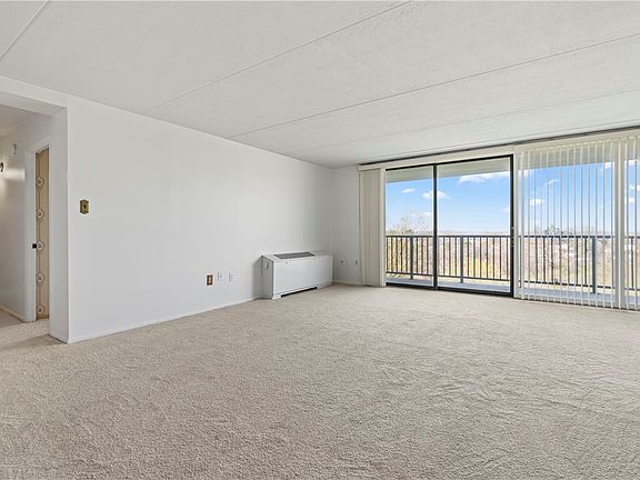 4th image of 1150 Bower Hill Rd APT 516A