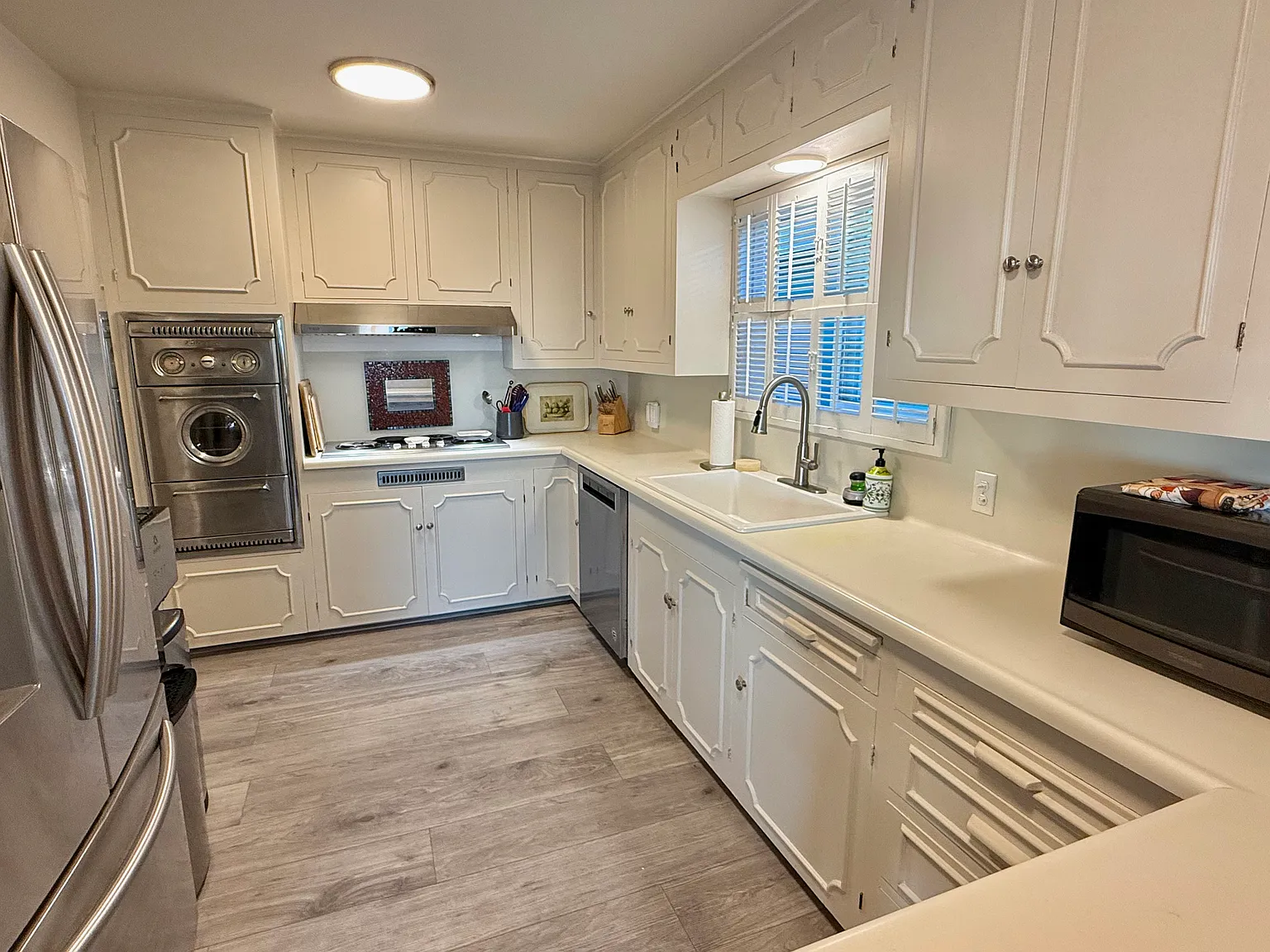 2 bed, 1580 sqft, $8,190 — Photo 3