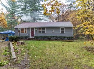 217 Reservoir Rd, Lunenburg, MA 01462