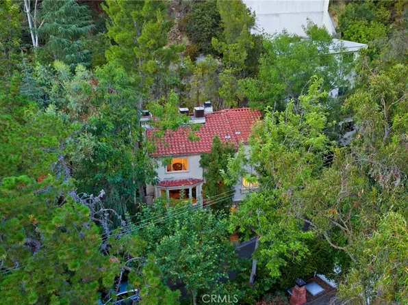 10055 Reevesbury Dr, Beverly Hills, CA 90210