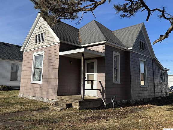 2nd image of 1215 E 10th St