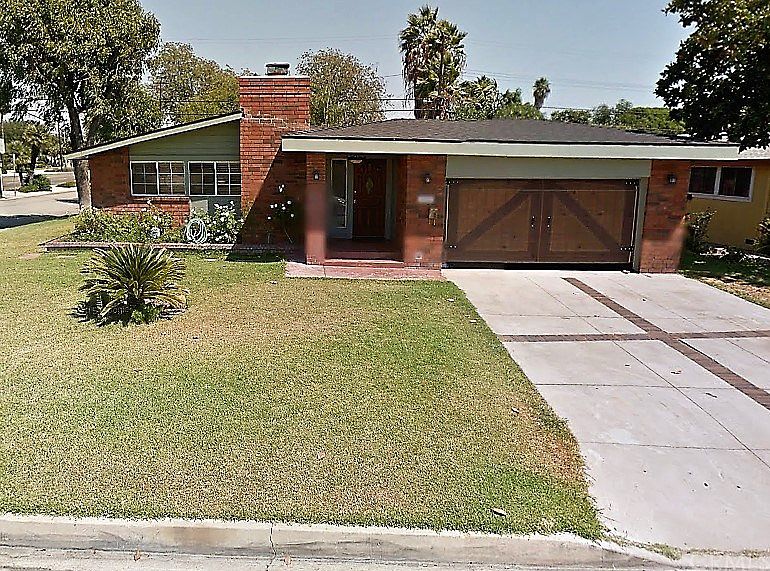 2nd image of 15902 Lorca Rd