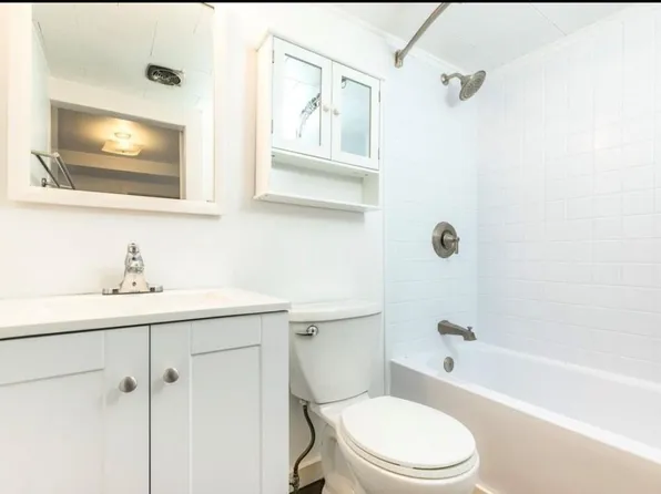 9 Prospect St APT 5, Portsmouth, NH 03801