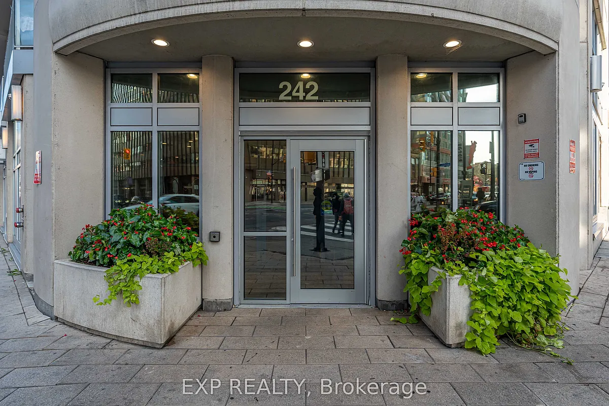 Photo 2 of 49 - 242 Rideau St #2308 - Ottawa, ON Building Photo - 242 Rideau St #2308