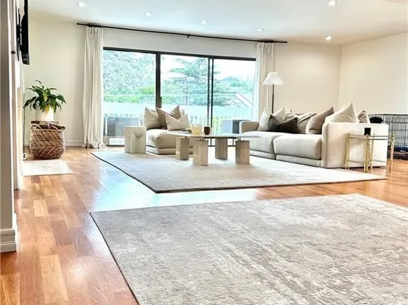 1310 Roxbury Dr APT 302, Los Angeles, CA 90035