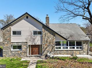 1011 Stanford Dr, Wynnewood, PA