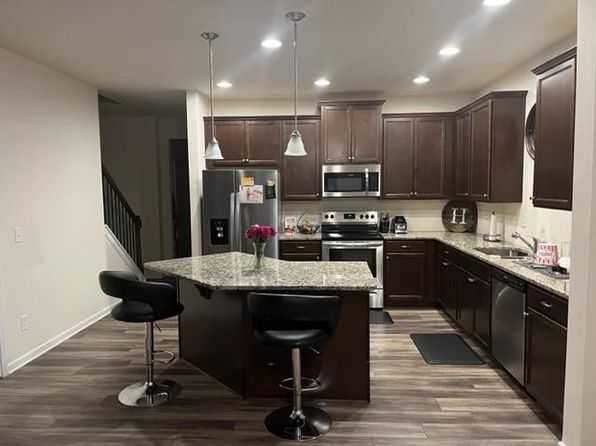 3291 Estes Dr, Atlanta, GA