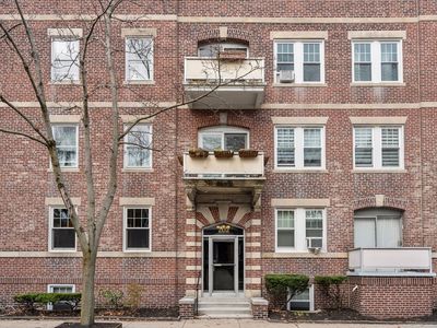 202 Fuller St APT 2, Brookline, MA, 02446