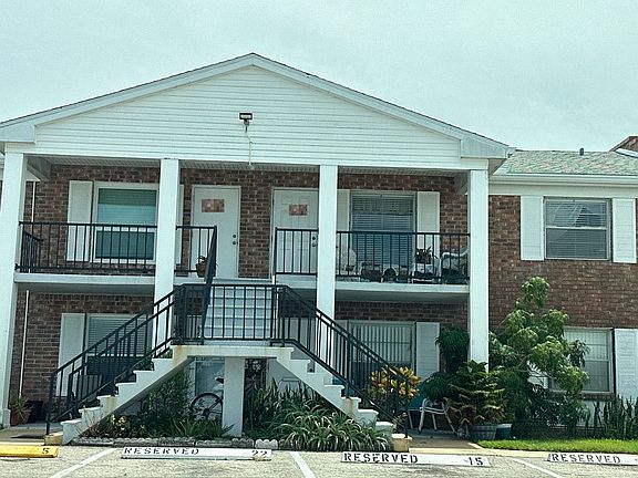 3rd image of 190 E Olmstead Dr Unit A13