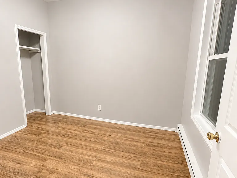 51 N 14th St #3 — Photo 15