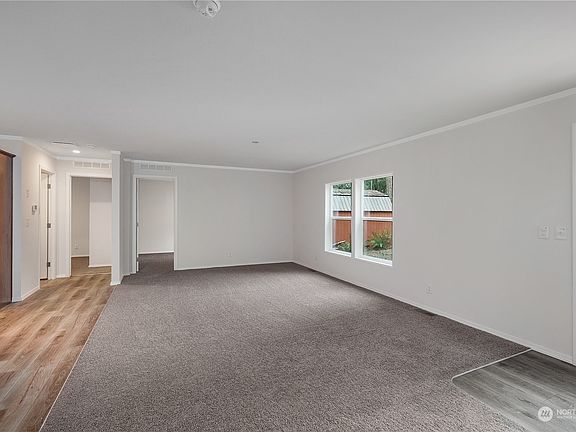 3rd image of 260 E Annas Way
