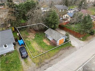 9017 12th Ave S, Seattle, WA 98108