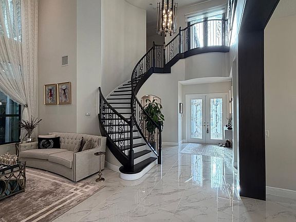 5th image of 16596 Sagamore Bridge Way