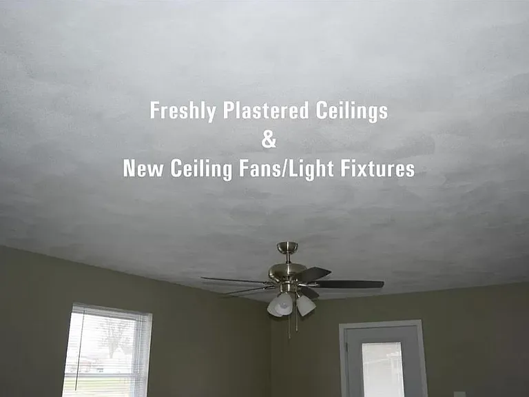 817 N Franklin St — Photo 1