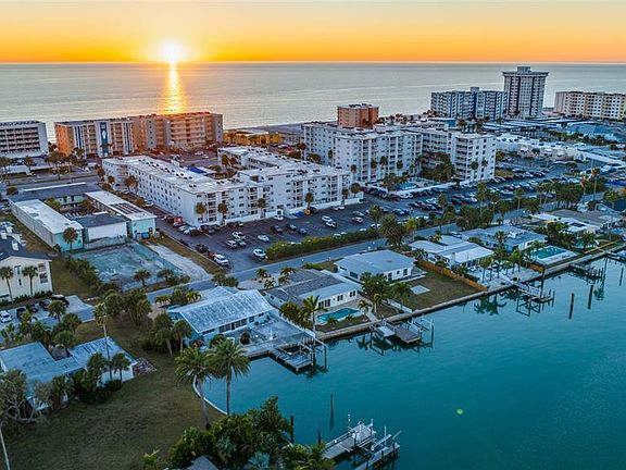 5th image of 17161 2nd St E