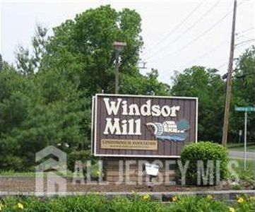 1214 Country Mill Dr, Cranbury, NJ, 08512