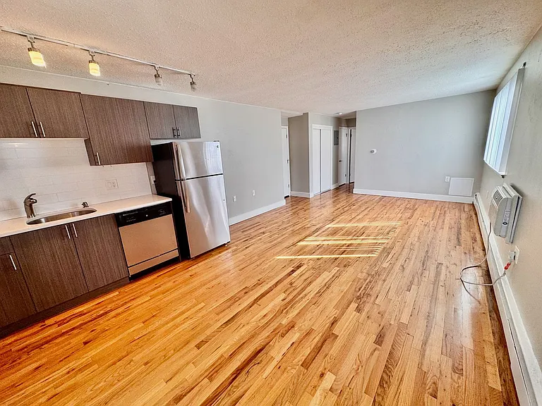 Marion Place — Photo 9