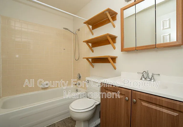 1716 Erin Ct #2 — Photo 15