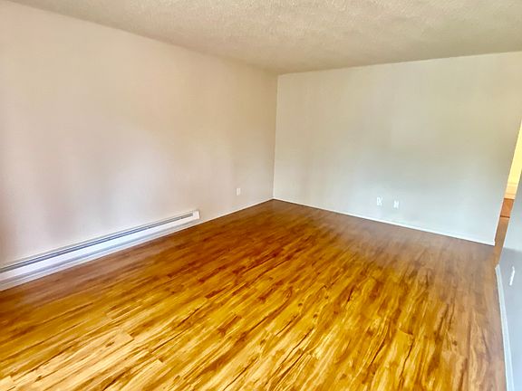4th image of 7429 Rainier Ave S APT 201