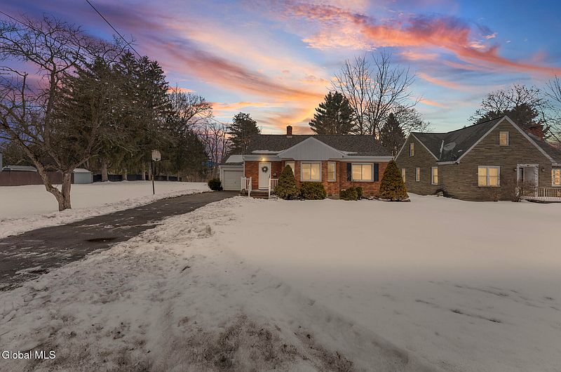 2nd image of 189 Sunnyside Road