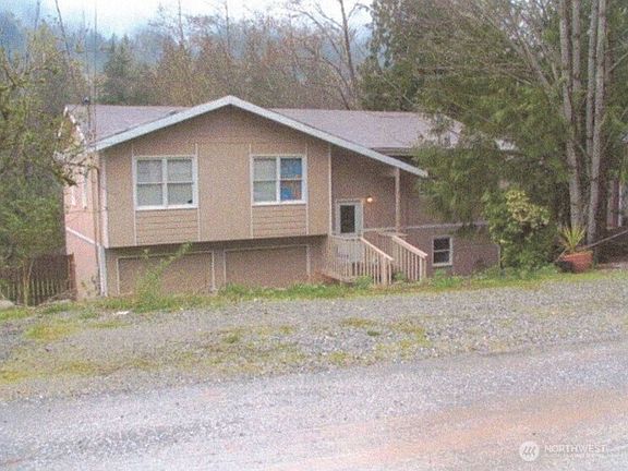 2nd image of 533 Reedway Way