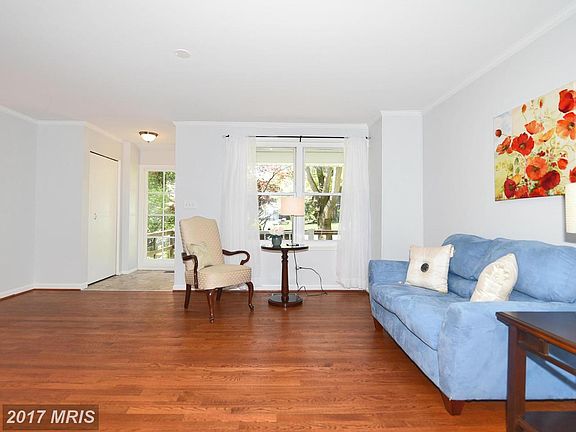 4th image of 448 East Broadway