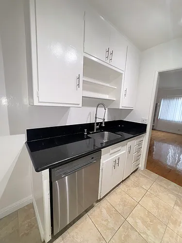6200-6206 Fountain Avenue Photo 1