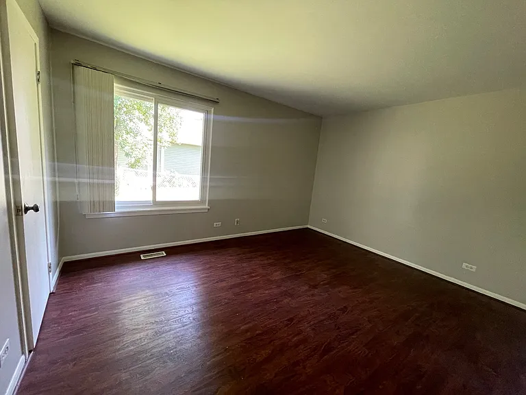 2048 Navarone Dr — Photo 9