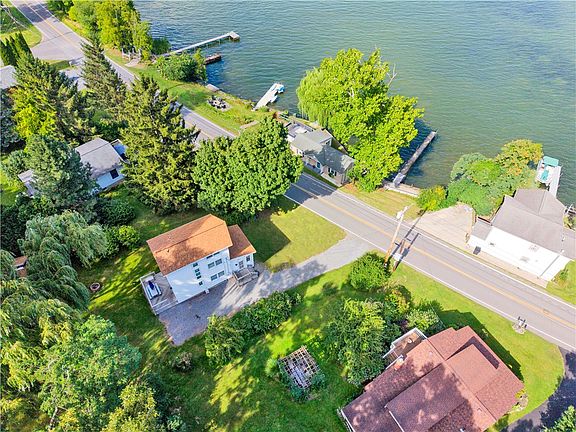 2nd image of 2788 Lower Lake Rd