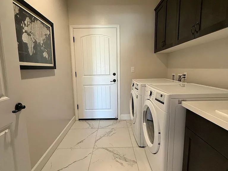 1137 Trilogy Cir — Photo 51