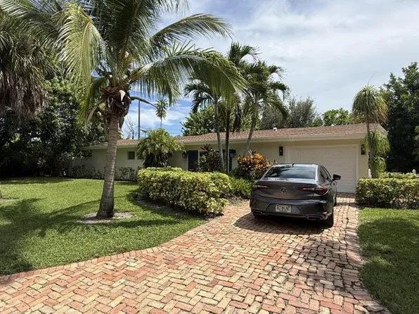 228 Lake Ter, Delray Beach, FL 33444