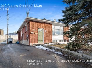 1509 Gilles St, Ottawa, ON K1H8E2