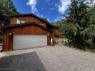 17506 Leggett Rd, Montville, OH