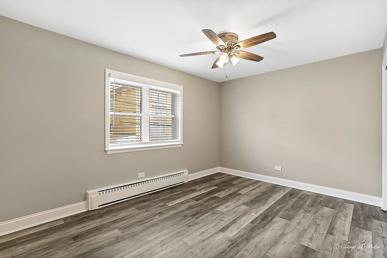 2 bed, 1.0 bath, 1000 sqft, $1,975 — Photo 2