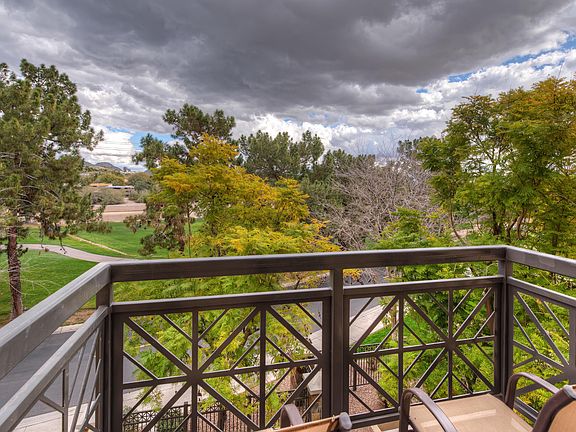 5th image of 8 Biltmore Est Unit 324