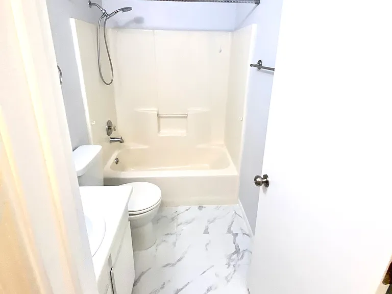 6528 Rosebelle Ave — Photo 21